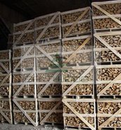 Birch firewood in 1m3 crate